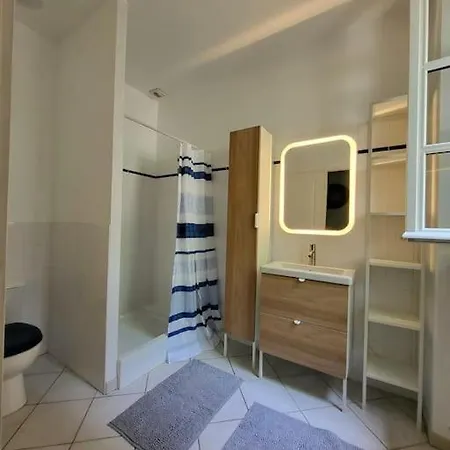 Au Centre De Apartment